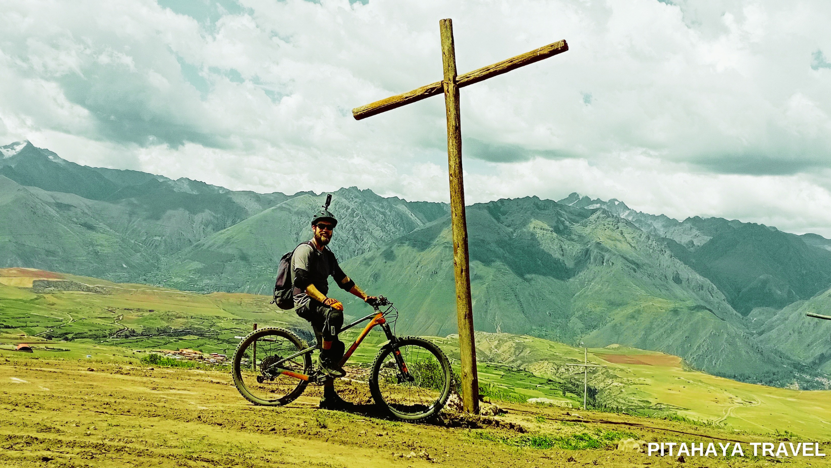 Downhill Cusco, mejores rutas del Perú pitahaya travel